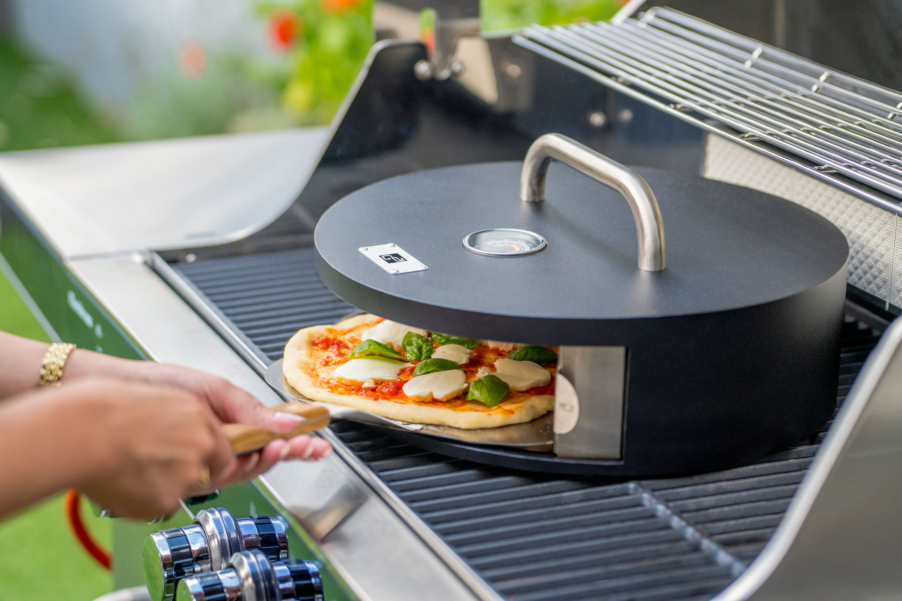 pec-na-pizzu-g21-pre-zahradne-grily-image1-big_ies122583642